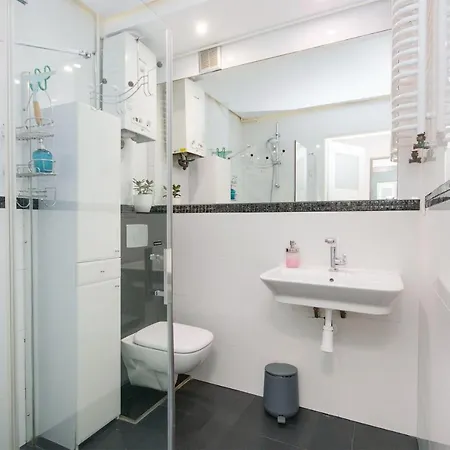 Old Town By Apartmore Gdańsk